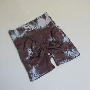NWT NATURYL GEMSTONE SHORTS